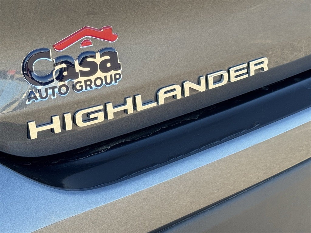 2025 Toyota Highlander XLE