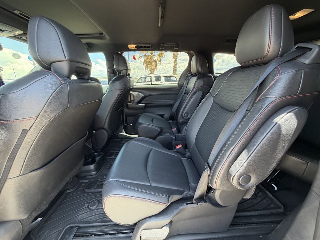 2025 Toyota Sienna XSE 7 Passenger