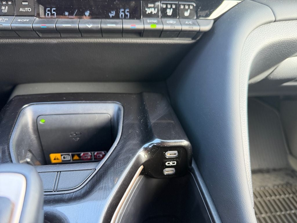 2025 Toyota Crown Signia XLE