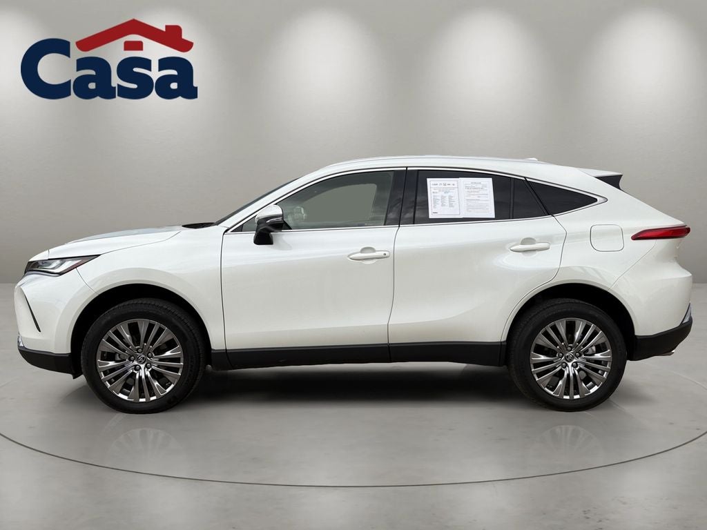 2022 Toyota Venza XLE