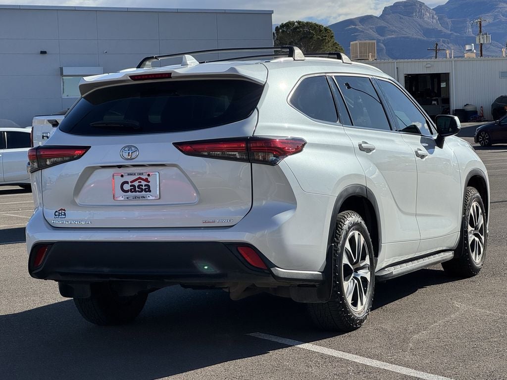 2022 Toyota Highlander XLE