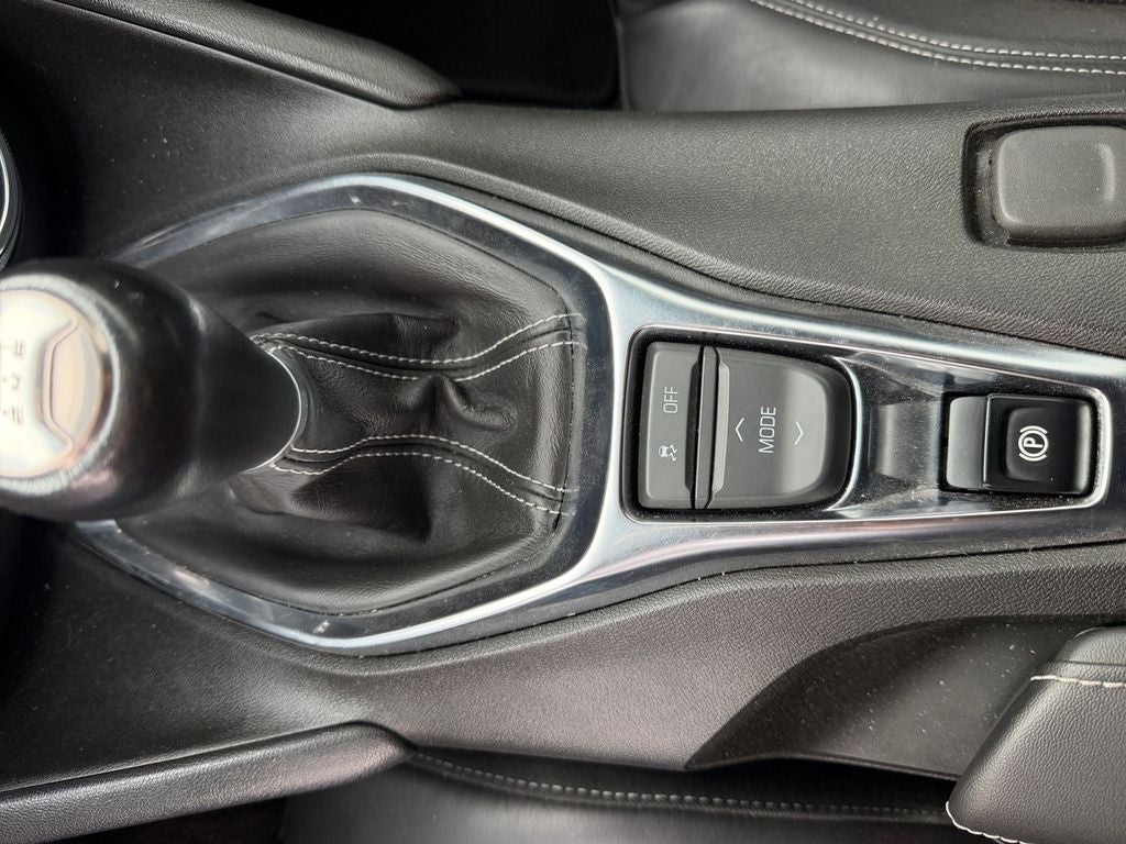 2023 Chevrolet Camaro RWD Coupe 2LT