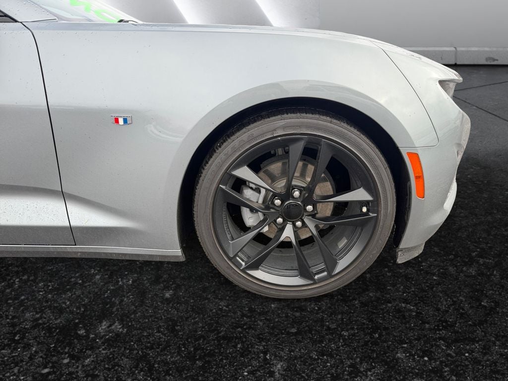 2023 Chevrolet Camaro RWD Coupe 2LT