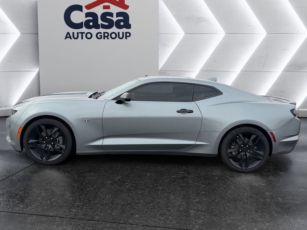 2023 Chevrolet Camaro RWD Coupe 2LT