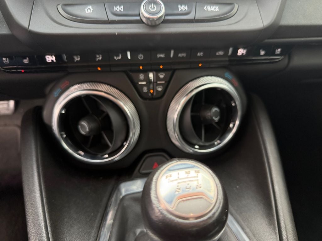 2023 Chevrolet Camaro RWD Coupe 2LT