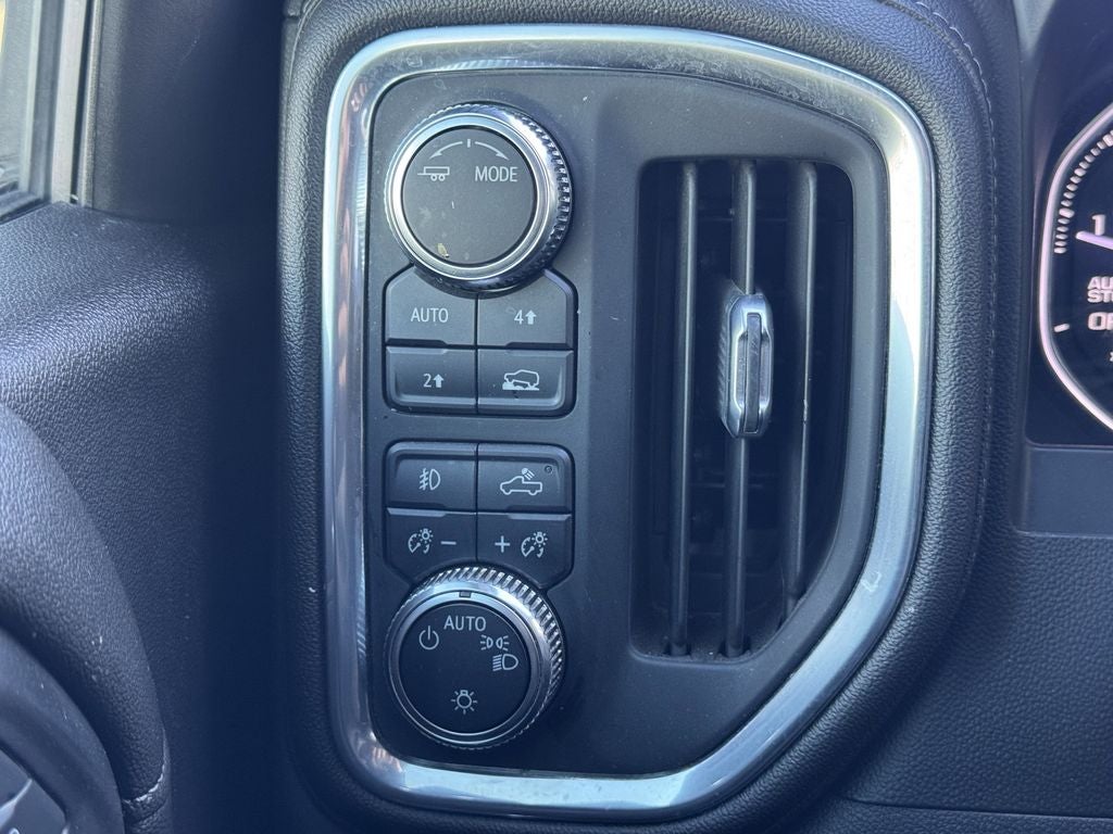 2021 GMC Sierra 1500 4WD Crew Cab Short Box Elevation