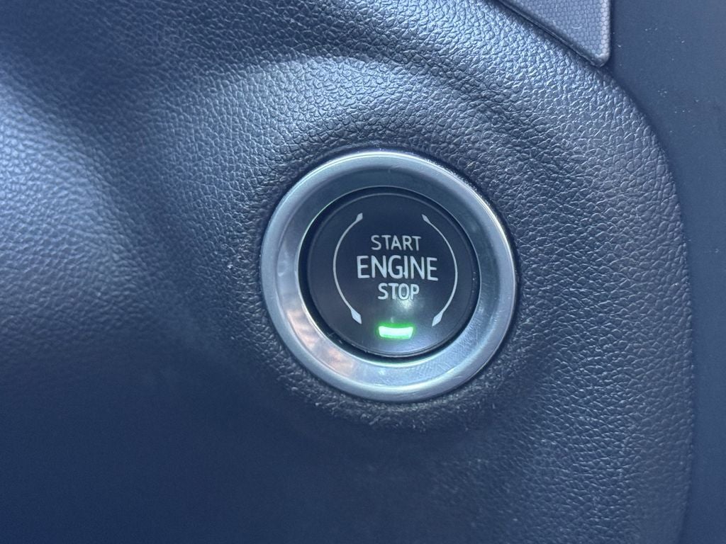 2021 GMC Sierra 1500 4WD Crew Cab Short Box Elevation