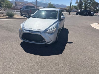 2019 Toyota Yaris LE