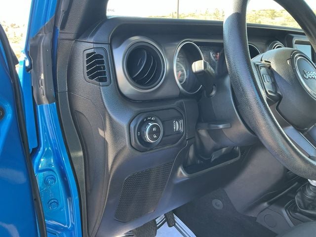 2023 Jeep Gladiator Sport