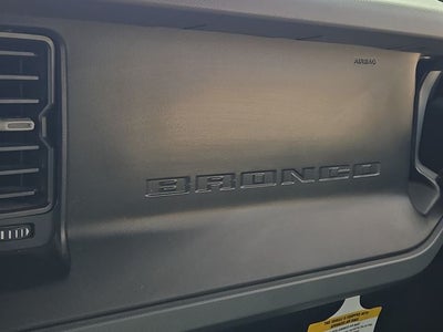 2023 Ford Bronco Base