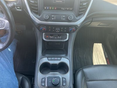 2021 GMC Acadia SLT