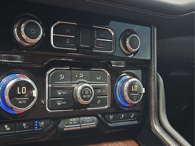 2023 GMC Yukon Denali Ultimate