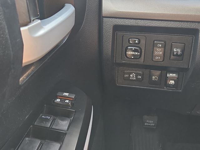 2018 Toyota Tundra SR5 CrewMax