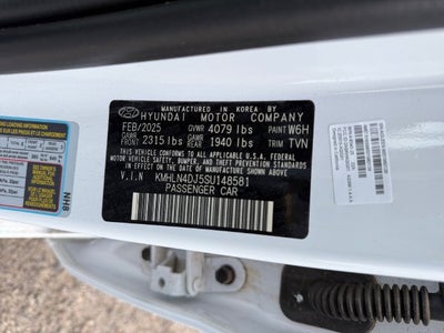 2025 Hyundai Elantra Hybrid Limited