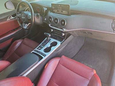 2022 Kia Stinger GT1