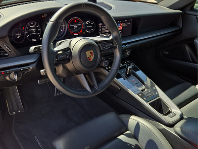 2020 Porsche 911 Carrera