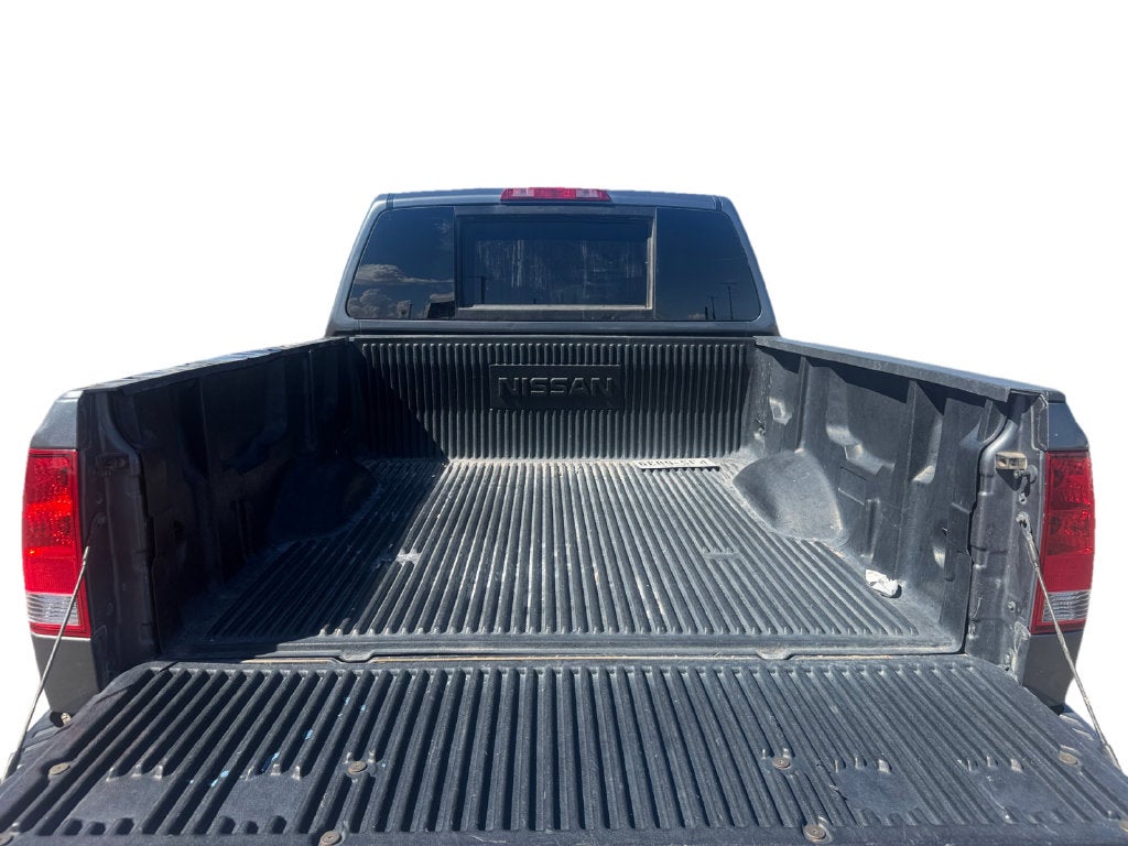 2014 Nissan Titan SV