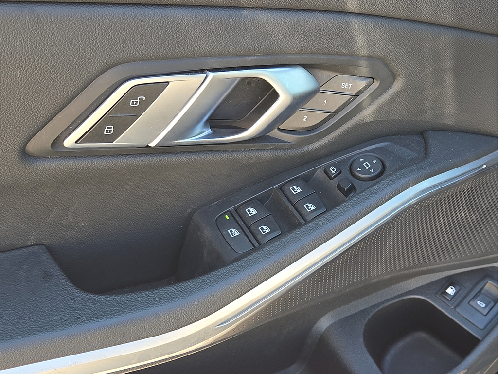 2023 BMW 3 Series 330e iPerformance
