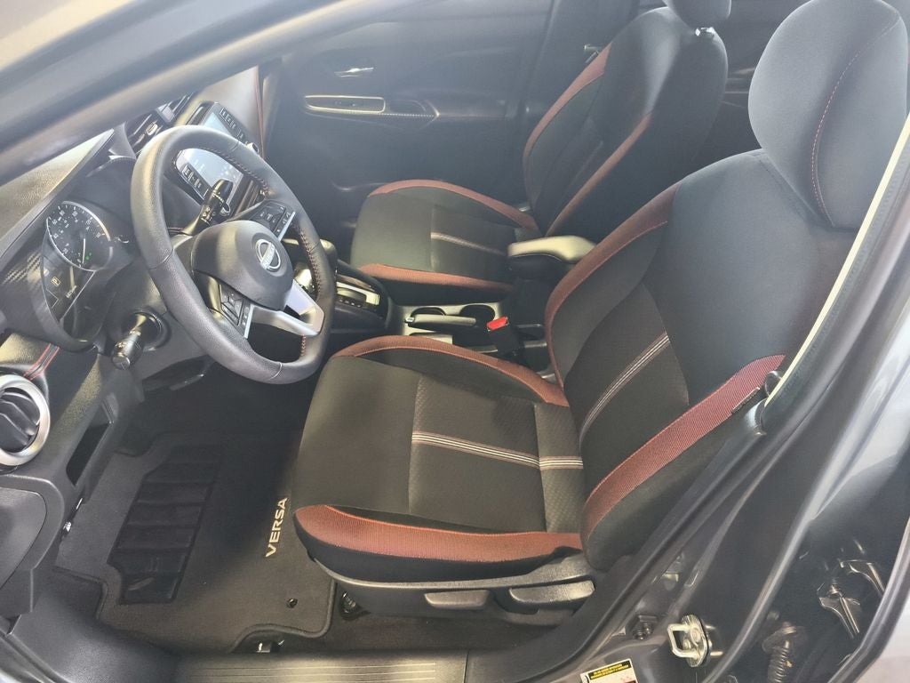 2025 Nissan Versa 1.6 SR
