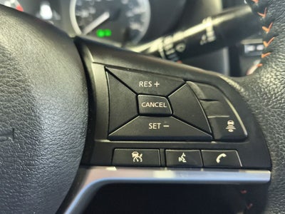 2025 Nissan Versa 1.6 SR