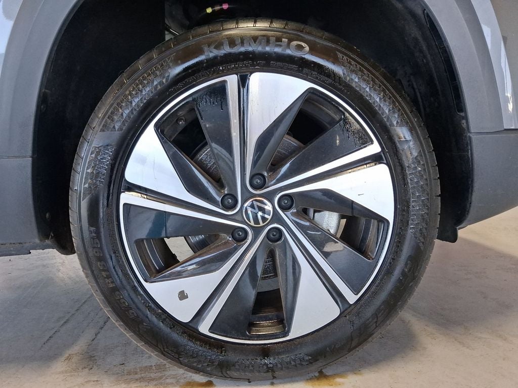 2025 Volkswagen Taos 1.5T SE