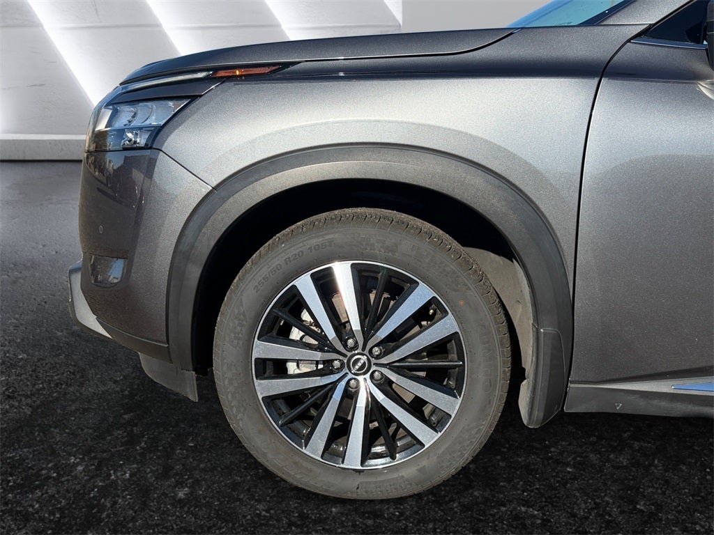 2024 Nissan Pathfinder Platinum