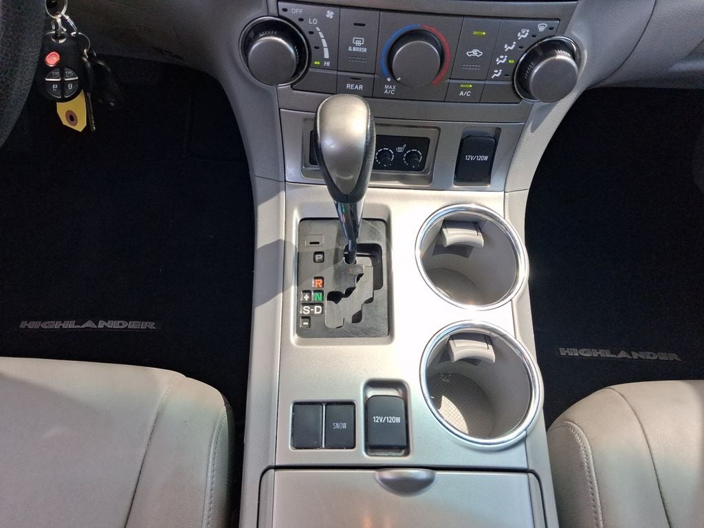 2013 Toyota Highlander SE