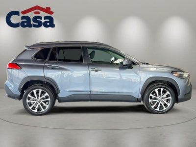2022 Toyota Corolla Cross XLE
