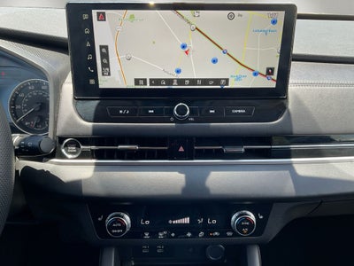 2025 Mitsubishi Outlander Base