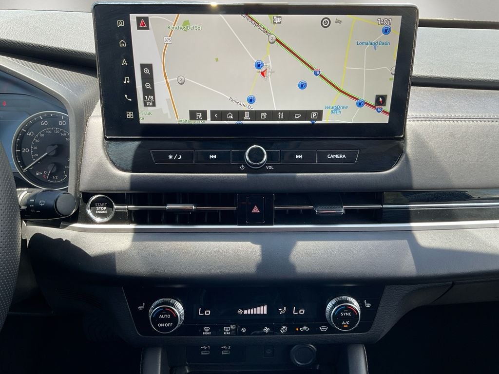 2025 Mitsubishi Outlander Base