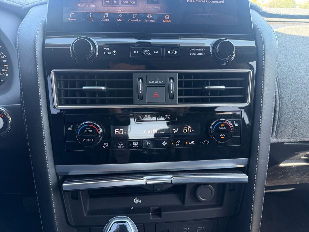 2024 INFINITI QX80 LUXE