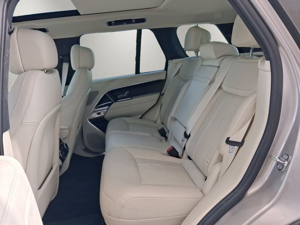2024 Land Rover Range Rover SE