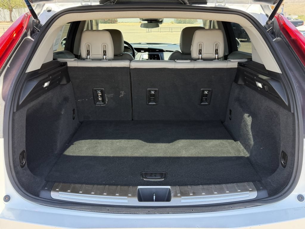 2020 Cadillac XT4 AWD Luxury