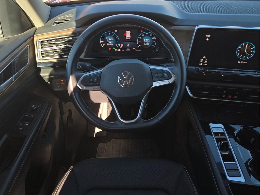 2025 Volkswagen Atlas 2.0T SE w/Technology