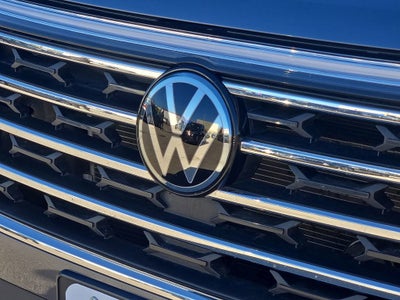 2025 Volkswagen Atlas 2.0T SE w/Technology