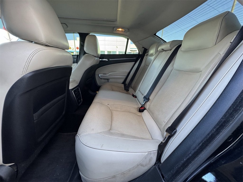 2015 Chrysler 300 300C