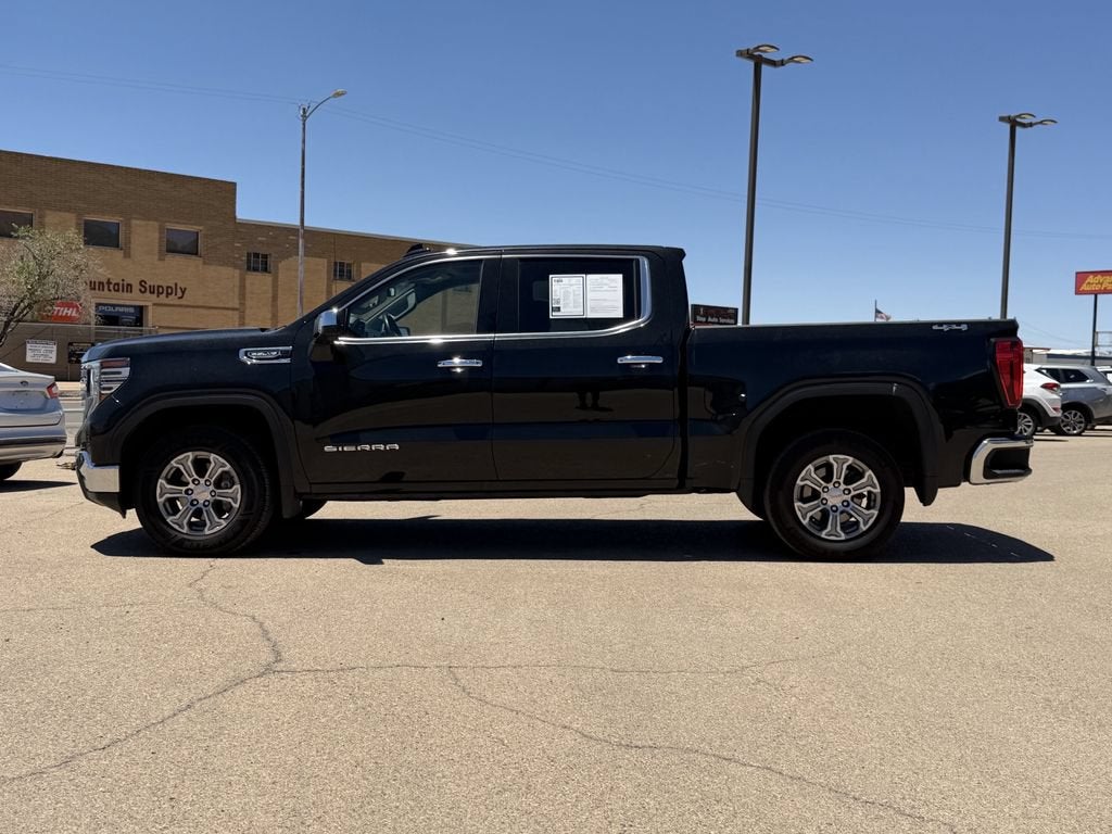 2025 GMC Sierra 1500 SLT