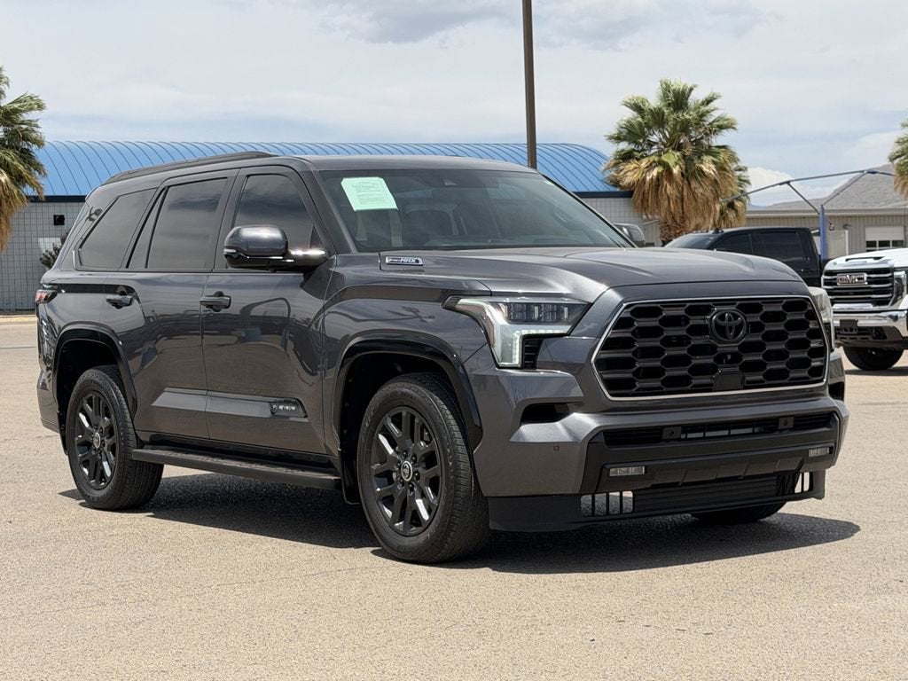 2024 Toyota Sequoia SR5