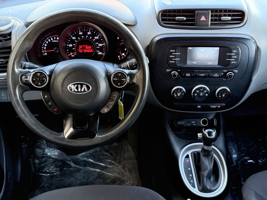 2016 Kia Soul Base