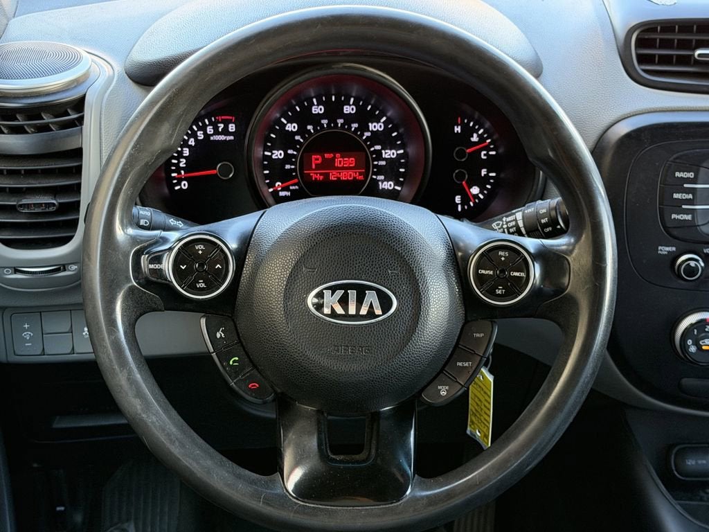 2016 Kia Soul Base
